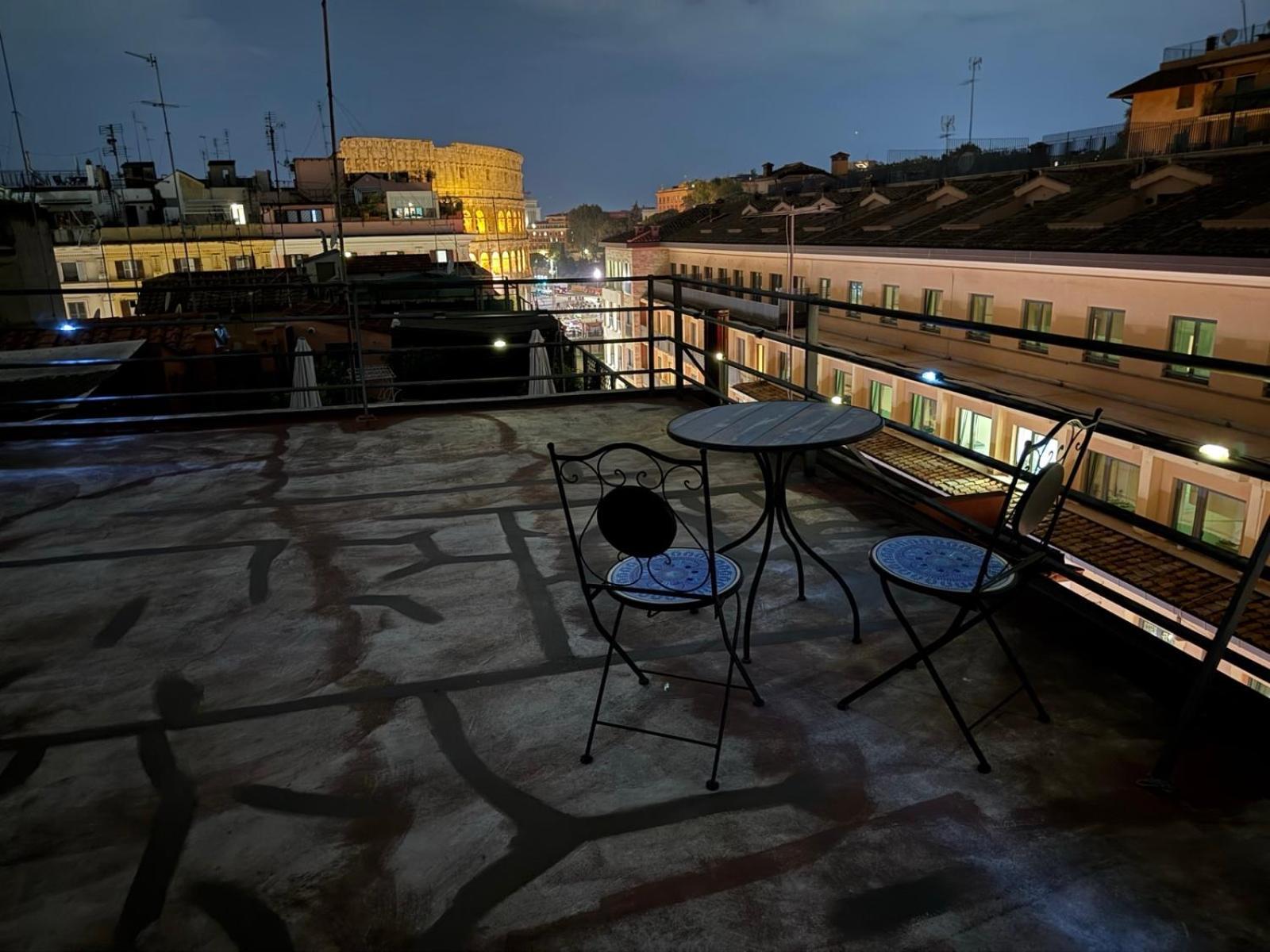 Attico Loft & Rooftop Colosseo Rome Buitenkant foto